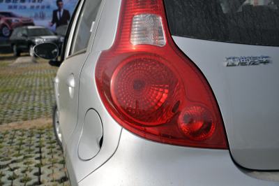 2013款 国际版 1.0L 导航型-外观-图片-有驾