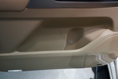2016款 4.6L 自动VX-R-内饰-图片-有驾