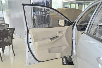 2013款 1.6L 手动豪华版-内饰-图片-有驾
