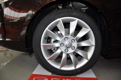 2013款 1.8T 自动五周年纪念版-外观-图片-有驾