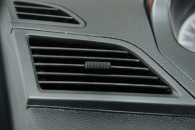 2012款 N3 1.0L 三厢舒适型-内饰-图片-有驾