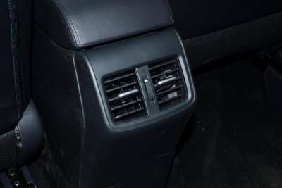 2020款 1.8L 自动舒适版 6座-空间-图片-有驾