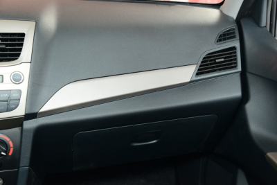 2012款 N3 1.0L 三厢舒适型-内饰-图片-有驾
