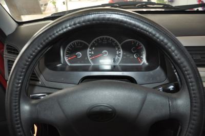 2012款 N3 1.0L 三厢基本型-内饰-图片-有驾