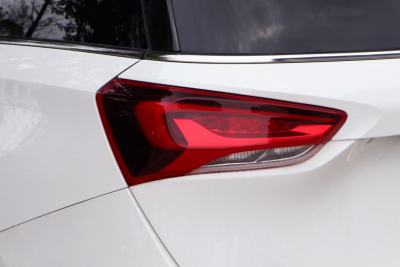 2019款 18T 5座精英型 国VI-外观-图片-有驾
