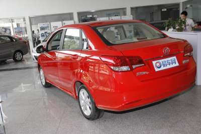 2013款 三厢 1.5L 自动乐天版-外观-图片-有驾