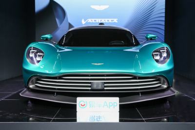 2022款 4.0T PHEV 基本型-外观-图片-有驾