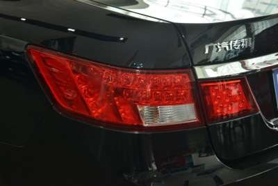 2013款 1.8T 自动豪华版-外观-图片-有驾