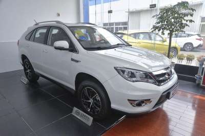 2015款 1.5T 升级版 手动尊贵型-外观-图片-有驾