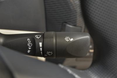2014款 1.6L CVT GL-i-内饰-图片-有驾