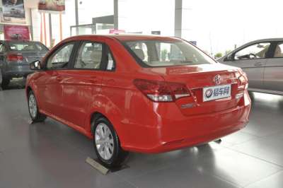 2013款 三厢 1.5L 自动乐天版-外观-图片-有驾
