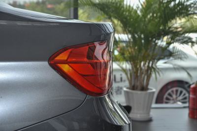 2015款 320i 运动设计套装-外观-图片-有驾