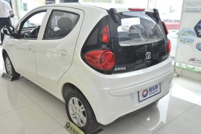 2012款 1.0L IMT时尚版 国IV-外观-图片-有驾