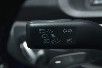 2011款 R 2.0TSI-内饰-图片-有驾