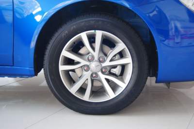 2013款 1.6L 手动经典型-外观-图片-有驾