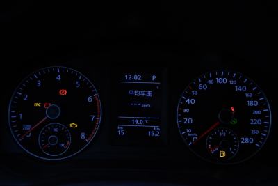 2013款 2.0TSI 百万里程版-内饰-图片-有驾
