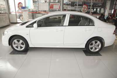 2012款 1.8L 自动-外观-图片-有驾