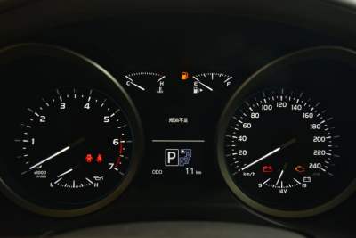 2012款 4.6L 自动VX-R-内饰-图片-有驾