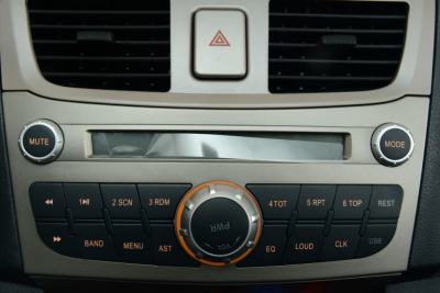 2012款 N3 1.0L 三厢舒适型-内饰-图片-有驾