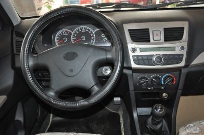 2012款 N3 1.0L 三厢基本型-内饰-图片-有驾