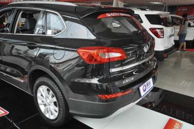 2017款 1.5T CVT尊享型-外观-图片-有驾