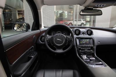 2016款 XJL 2.0T 两驱典雅商务版-内饰-图片-有驾