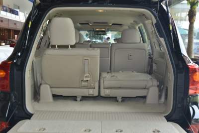 2012款 4.6L 自动VX-R-空间-图片-有驾