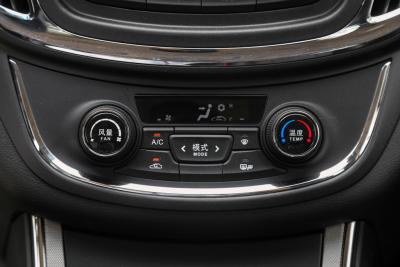 2017款 律动版 1.5T 手动乐享型-内饰-图片-有驾
