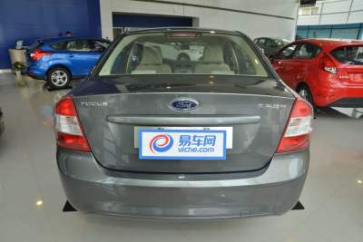 2013款 三厢经典 1.8L 手动基本型-外观-图片-有驾