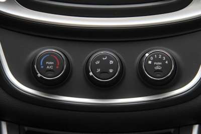 2016款 1.8L 手动超值型-内饰-图片-有驾