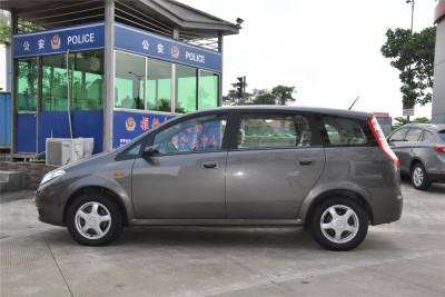 2011款 精致版 2.0L 手动7座-外观-图片-有驾