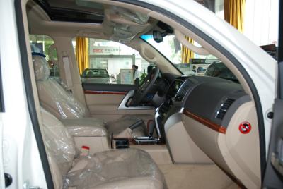 2012款 4.6L 自动VX-空间-图片-有驾