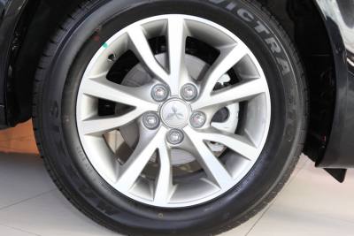 2013款 1.6L 手动舒适型-外观-图片-有驾
