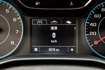 2018款 330T 双离合炫锋版-内饰-图片-有驾