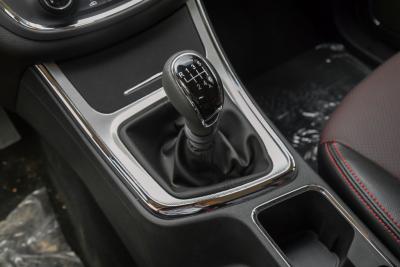 2017款 律动版 1.5T 手动乐享型-内饰-图片-有驾