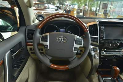 2012款 4.6L 自动VX-R-内饰-图片-有驾