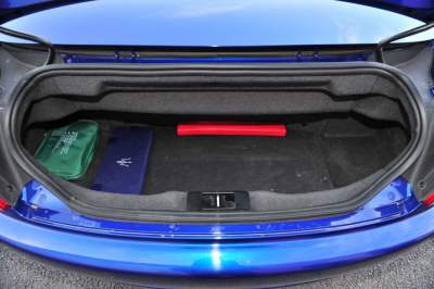 2010款 4.7L Automatic-空间-图片-有驾