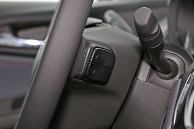2018款 Redline 330T 双离合领锋版-内饰-图片-有驾