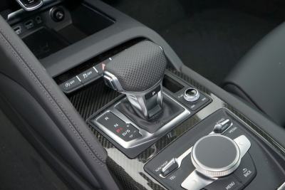 2021款 V10 Coupe performance-内饰-图片-有驾
