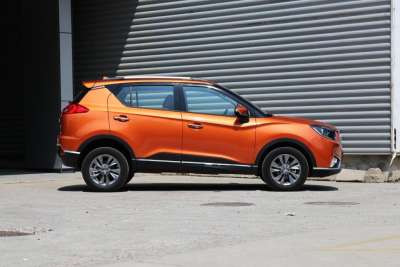 2018款 1.6L CVT旗舰定制版-外观-图片-有驾