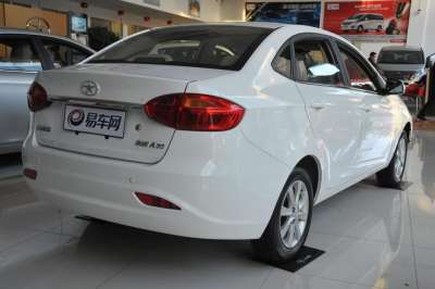 2013款 1.5L 手动豪华型 国IV-外观-图片-有驾