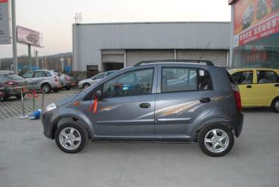 2011款 1.0L 手动传奇版-外观-图片-有驾