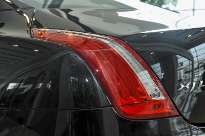 2015款 XJL 3.0 SC 四驱尊享商务80周年典藏版-外观-图片-有驾