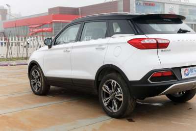 2018款 1.5T CVT劲酷型-外观-图片-有驾