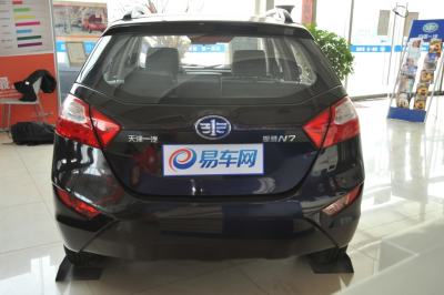 2013款 1.3L 手动尊贵型-外观-图片-有驾