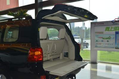 2012款 4.6L 自动VX-R-空间-图片-有驾