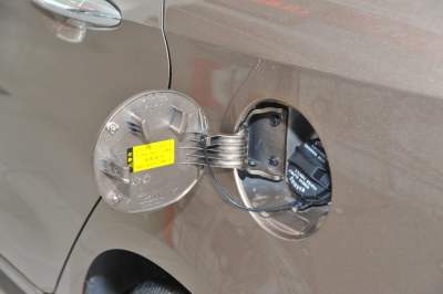 2015款 三厢 1.6L AT Premium-外观-图片-有驾