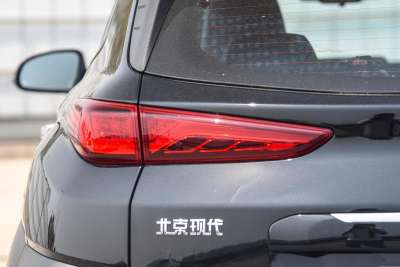 2018款 1.6T 双离合致跑版 国V-外观-图片-有驾