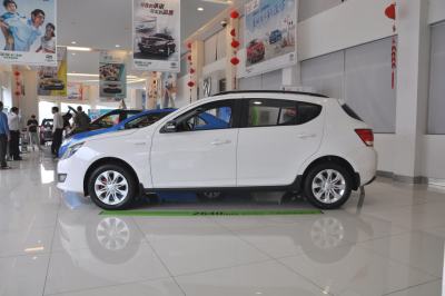 2014款 CROSS 1.5L 手动舒适型-外观-图片-有驾