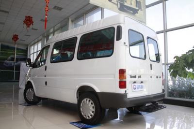 2016款 2.8T柴油长轴10座中顶物流车JX493ZLQ4-外观-图片-有驾